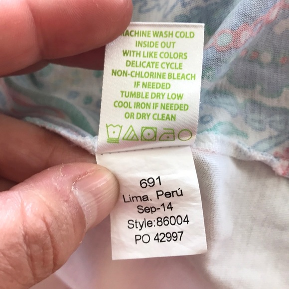 Lilly Pulitzer Bailey Top in Multi Let Minnow - Picture 6 of 8